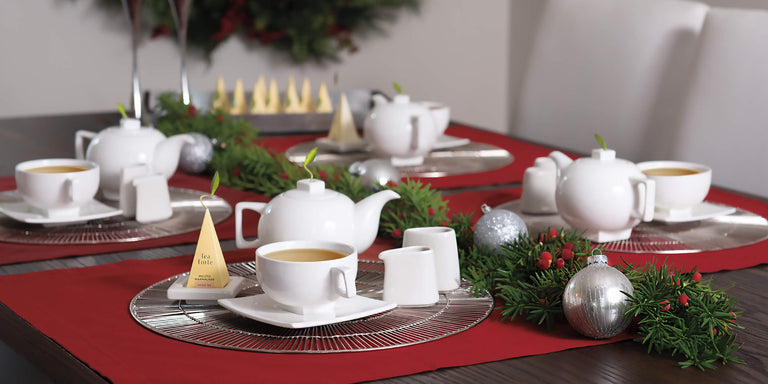 How to Serve Tea for the Holidays