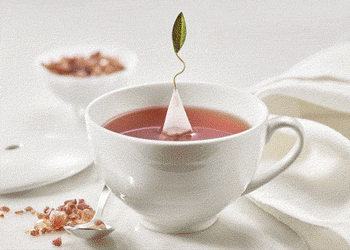 Café Cup animation, showing white, red and pink cups