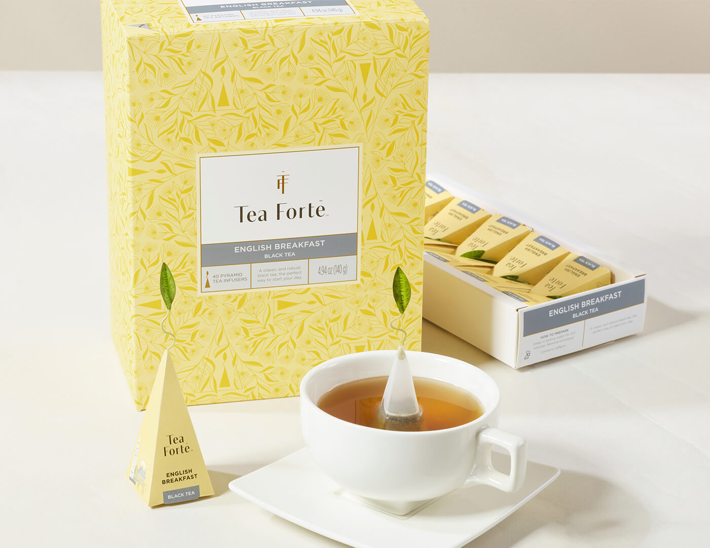 English Breakfast Event Box 40ct, open with infuser and teacup, with one tray of 10 out and displayed