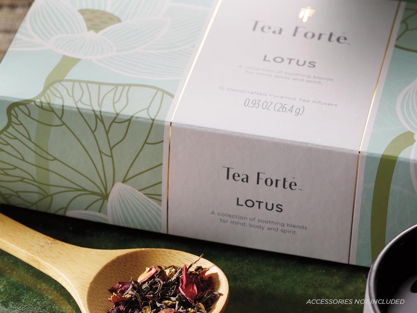 Lotus Petite, boxes closed with spoon of loose tea, closeup